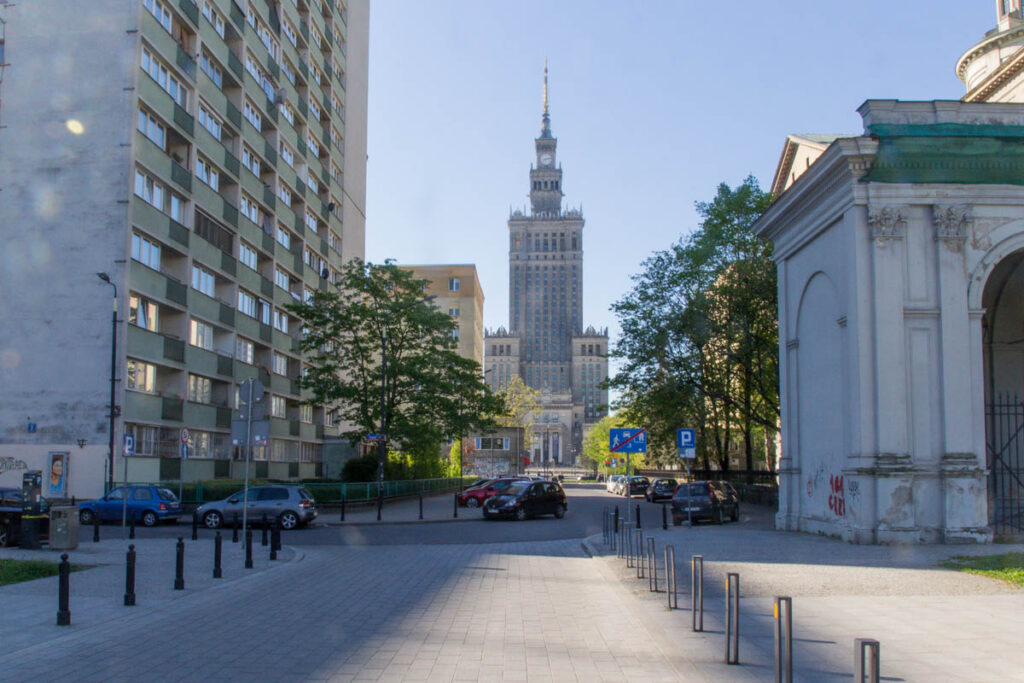 Plac Grzybowski - widok na ulicę Świętokrzyską oraz PKiN. Fot. Robert/Zespół Wyjazdowy